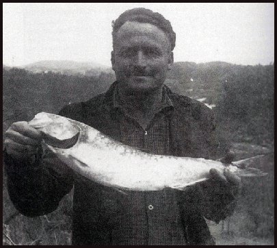 Fotografía do libro Pescadores del río Miño de Eliseo Alonso.