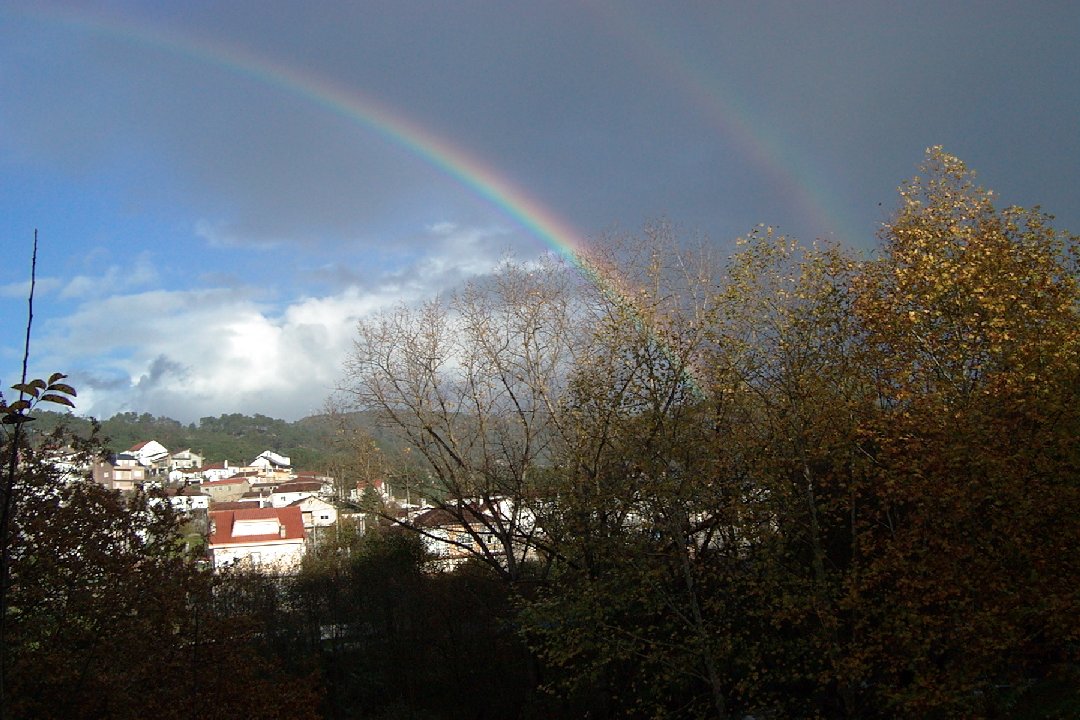 Arco iris doble. Mende. Ourense. Galicia