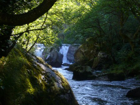 Ferbenza no ro Xares. A Veiga. Ourense